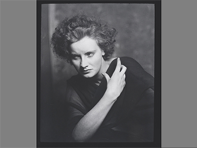 Greta Garbo displaying intense emotion in an image from her July 27, 1925 portrait session with Arnold Genthe. This session transformed portrait photography, with Garbo acting for the camera instead of merely posing.