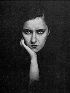 An Edward Steichen image of Norma Shearer taken for the December 1925 issue of Vanity Fair. It copies the Garbo pose for the November issue, without capturing Garbo's emotion.